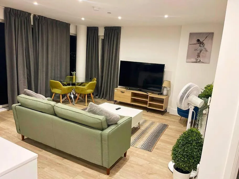 Morden Luxury 2Bedroom Apartment London